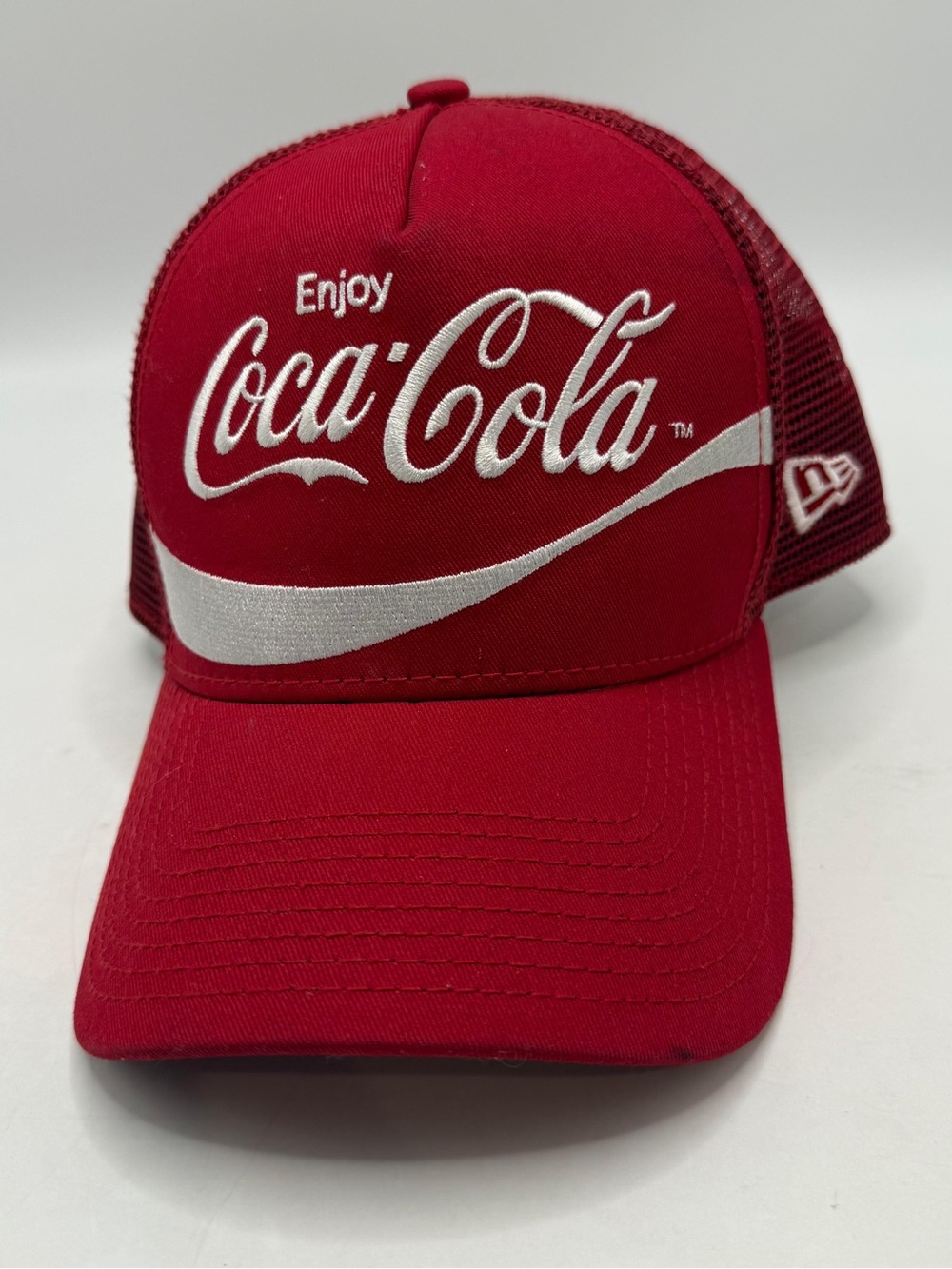 🚫SOLD - NO AVAILABLE New Era Coca-Cola Trucker Hat Red Mesh Snapback Enjoy